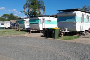 Caravan accommodation - Highway Caravan Park Scone